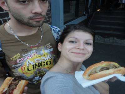 The Rocks, petite pause miam miam, nico tres concentre sur ce qu il se passe aux alentours...