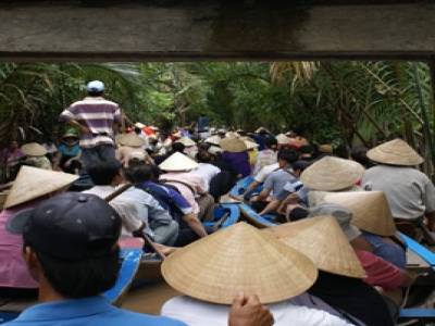 Heure de pointe sur le Mekong