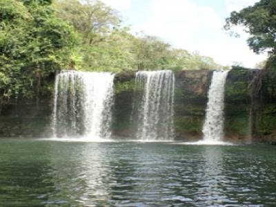 Les chutes de Champee