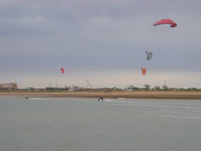 Kite surfing à Spoil Bank, le 10/07/2011.