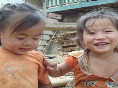 pays des enfants sourrire