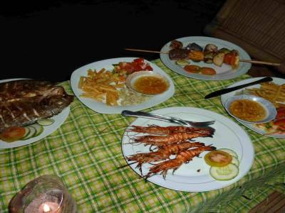 Pour notre réveillon de noël on s'est fait plaisir, carangue, brochette de Thon et gambas pour tout de même presque 7euros/personne!!