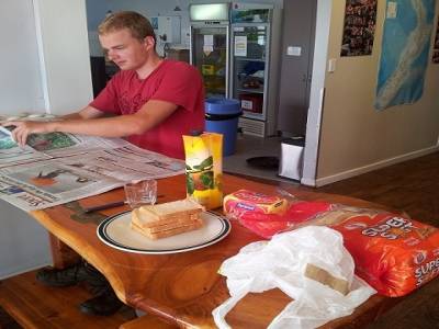 Premier petit déjeuner au backpacker