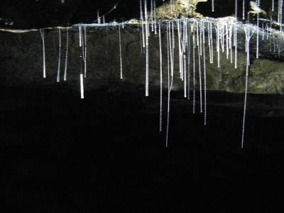 Speleo dans les grottes