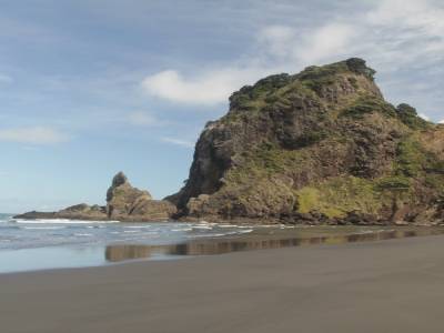 Piha beach