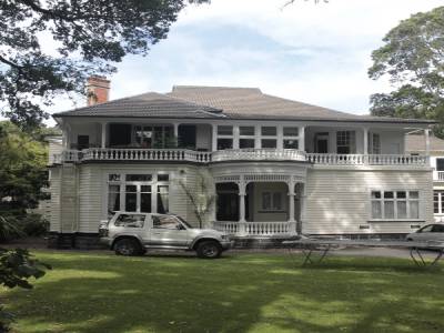 Auckand posh suburb