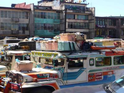 Gare routiere des jeepney