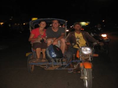tuk-tuk side-car