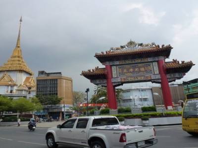 China Town - Wat Traimit