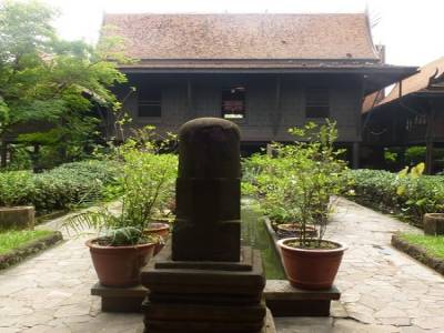 Kukrit house