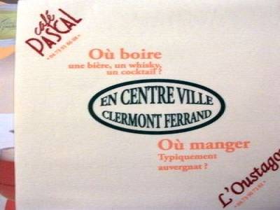 Serviette Oustagou