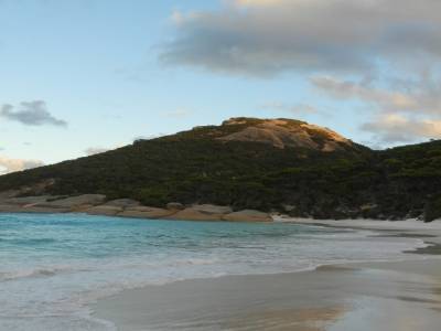 Little beach à la tombée de la nuit