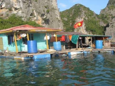 Village flottant de pêcheurs