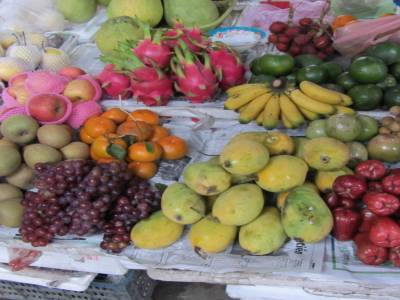 Etal de fruits typiques au marché