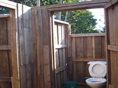 Toilette en plein air avec vue sur le ciel !