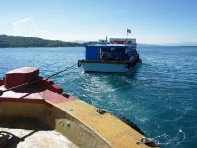 Remorquage de notre bateau de plongee