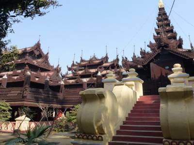 Monastere Shwe In bin