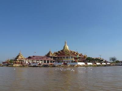 Lac Inle - Phaung Daw Oo