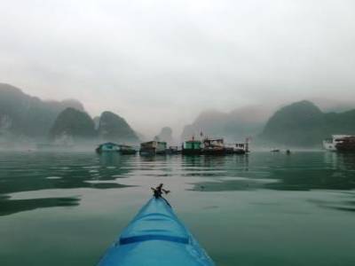 Baie d'Halong, en kayak