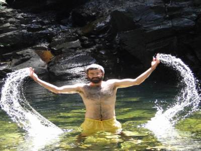 Titi à la cascade