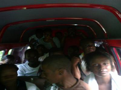 Les vans, transports en commun