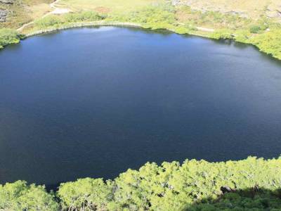 Diamond Lake