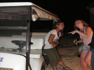 Elodie et Julie et notre taxi du soir ^^