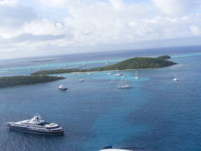 Vue de l'avion sur les Tobago Cays