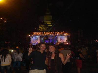 Devant le Wat Phnom a Phnom Penh