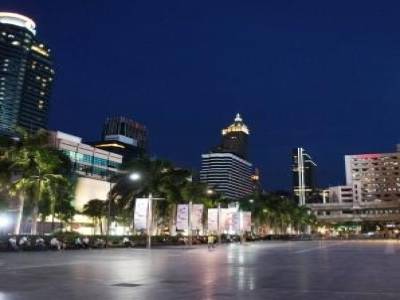 Bangkok by night
