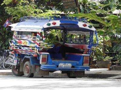 Tuk Tuk et son chauffeur