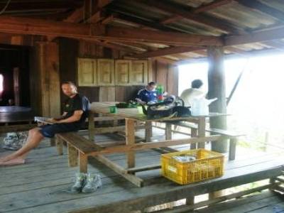 Notre premier campement du Trek, dans un village Karen