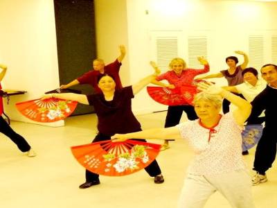 Tai chi class 
