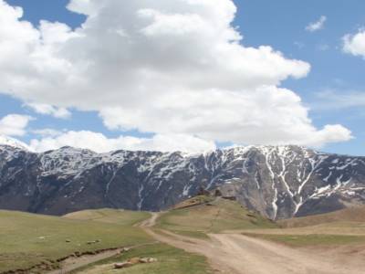 Eglise de Tsminda Sameba 2 200m - 14ième siècle