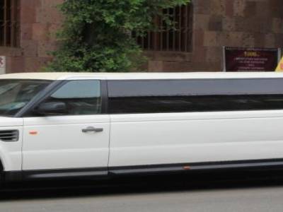 Range Rover, 5 portes. Etat neuf.