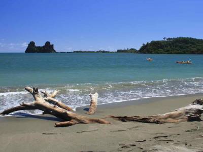 Plage de Hienghène