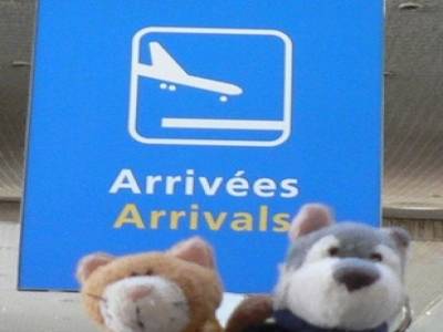 Miss Zouzou et Gros Toutou de retour à Roissy