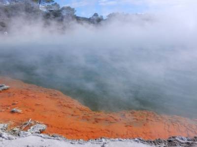 Champagne pool à Wai-o-tapu