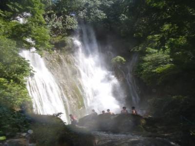 Melee Cascades