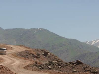 Toward Salambar pass 3 200m