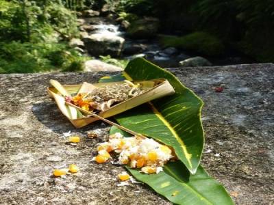 Aumone traditionnelle