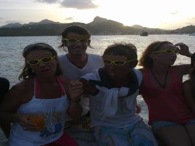 Happy birthday on happy island with happy friends !