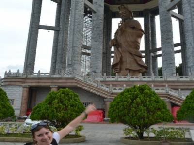 grosse statue