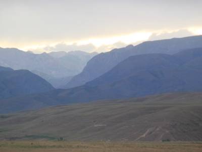 Montagnes à perte de vue.