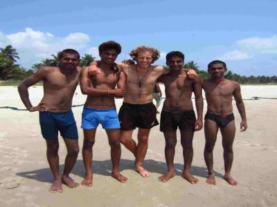 Potes Indiens rencontré sur la plage