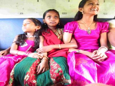 Rencontre d'une famille dans le train