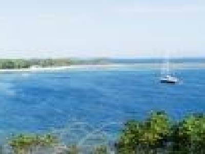 Plage au nord de Senggigi