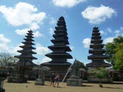 Le temple "Pura Meru" à Mataram, capitale de Lombok