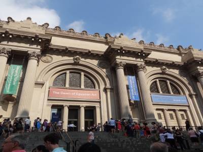 L'entree du Metropolitan