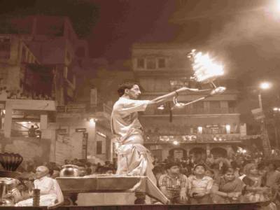 Cérémonie à Varanasi